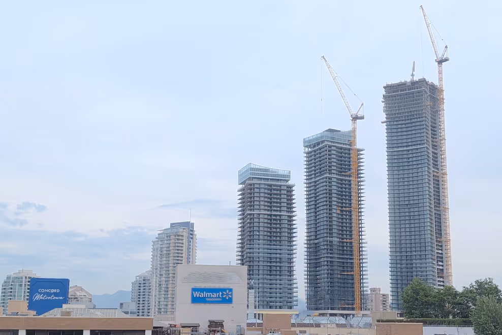 Metro Vancouver tallest building rooftop Sky Park amenity